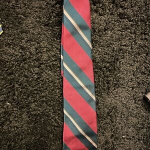 Different Tie